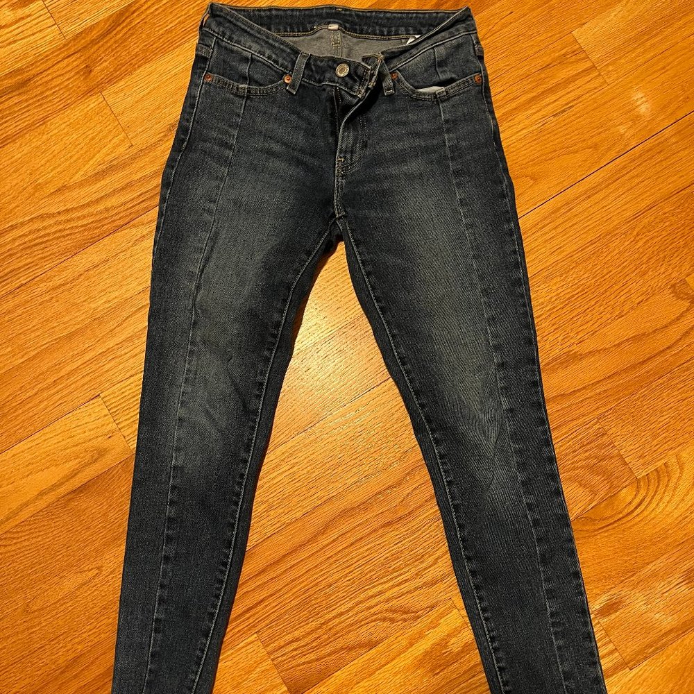 Levi's Women's Blue Vintage Skinny Jeans with Front Seam